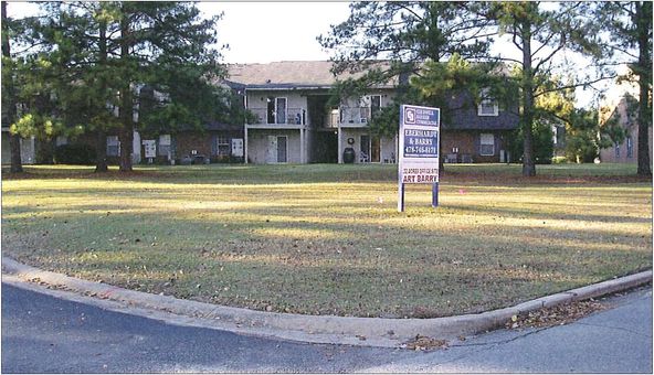 PROFFESSIONAL OFFICE SITE: 790 Baconsfield Dr, Macon, GA 31211